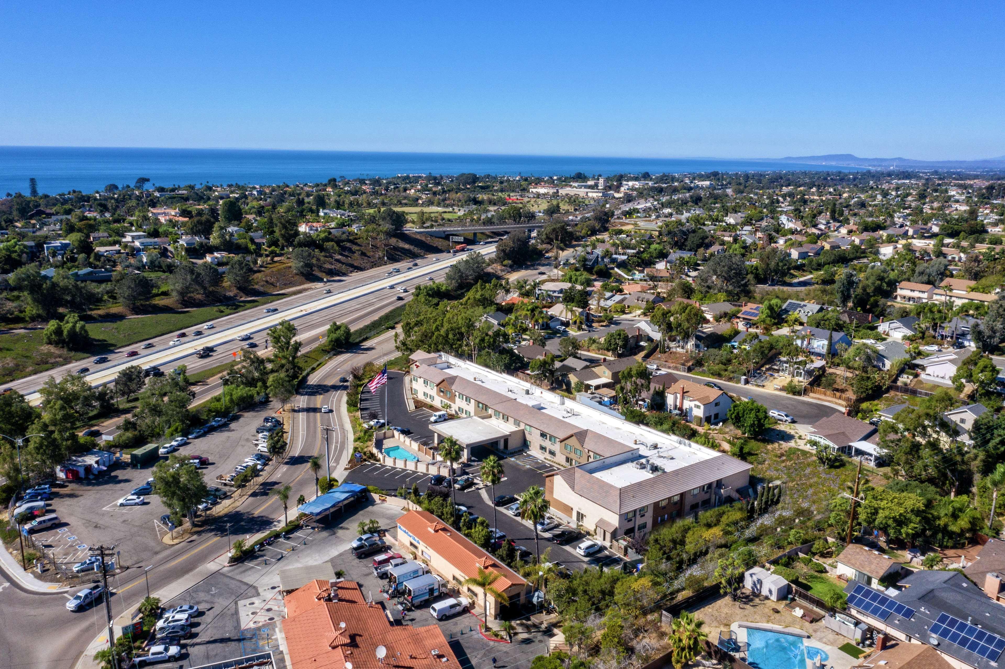 Hampton By Hilton Encinitas-Cardiff Beach Area Hotel Exterior photo