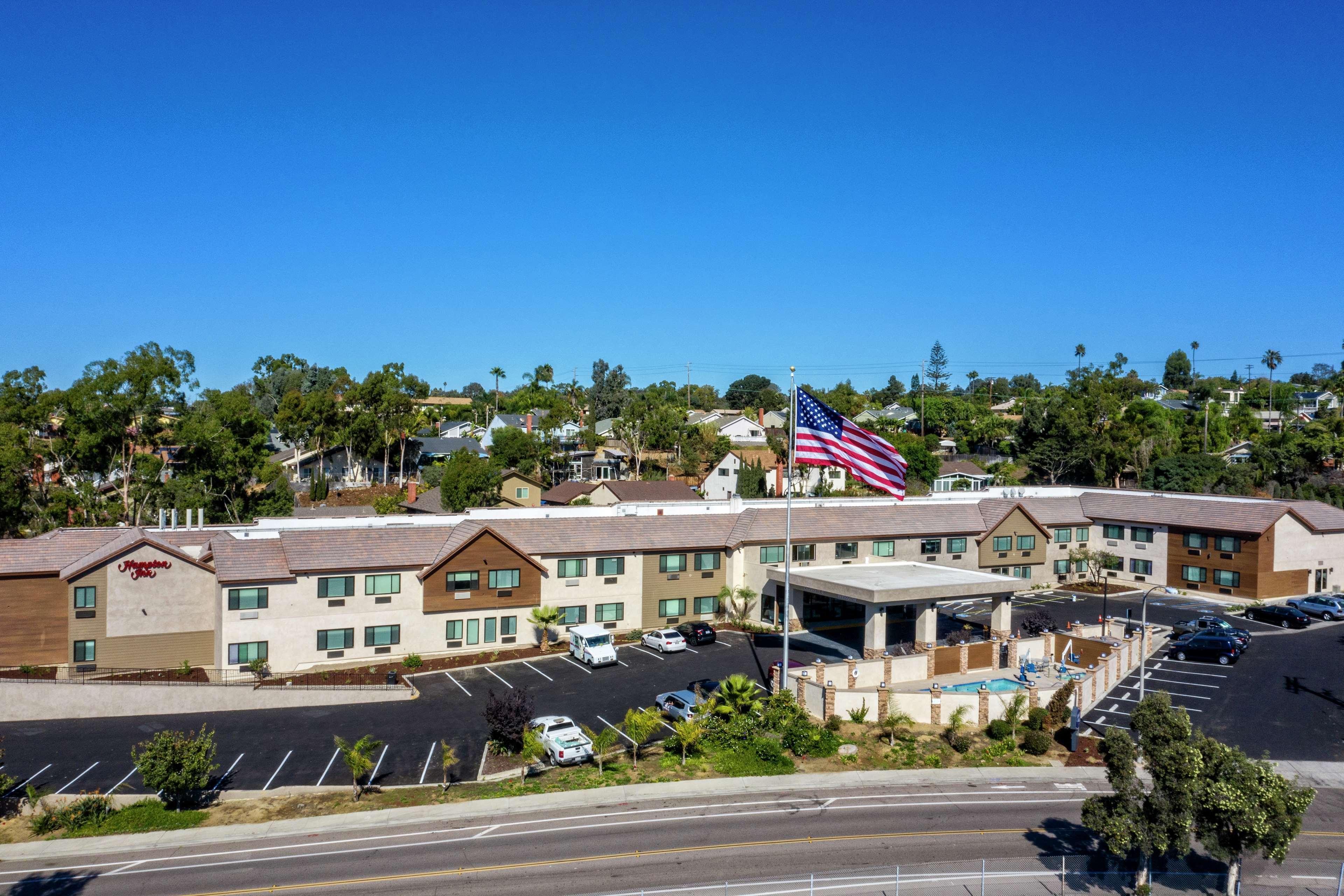 Hampton By Hilton Encinitas-Cardiff Beach Area Hotel Exterior photo