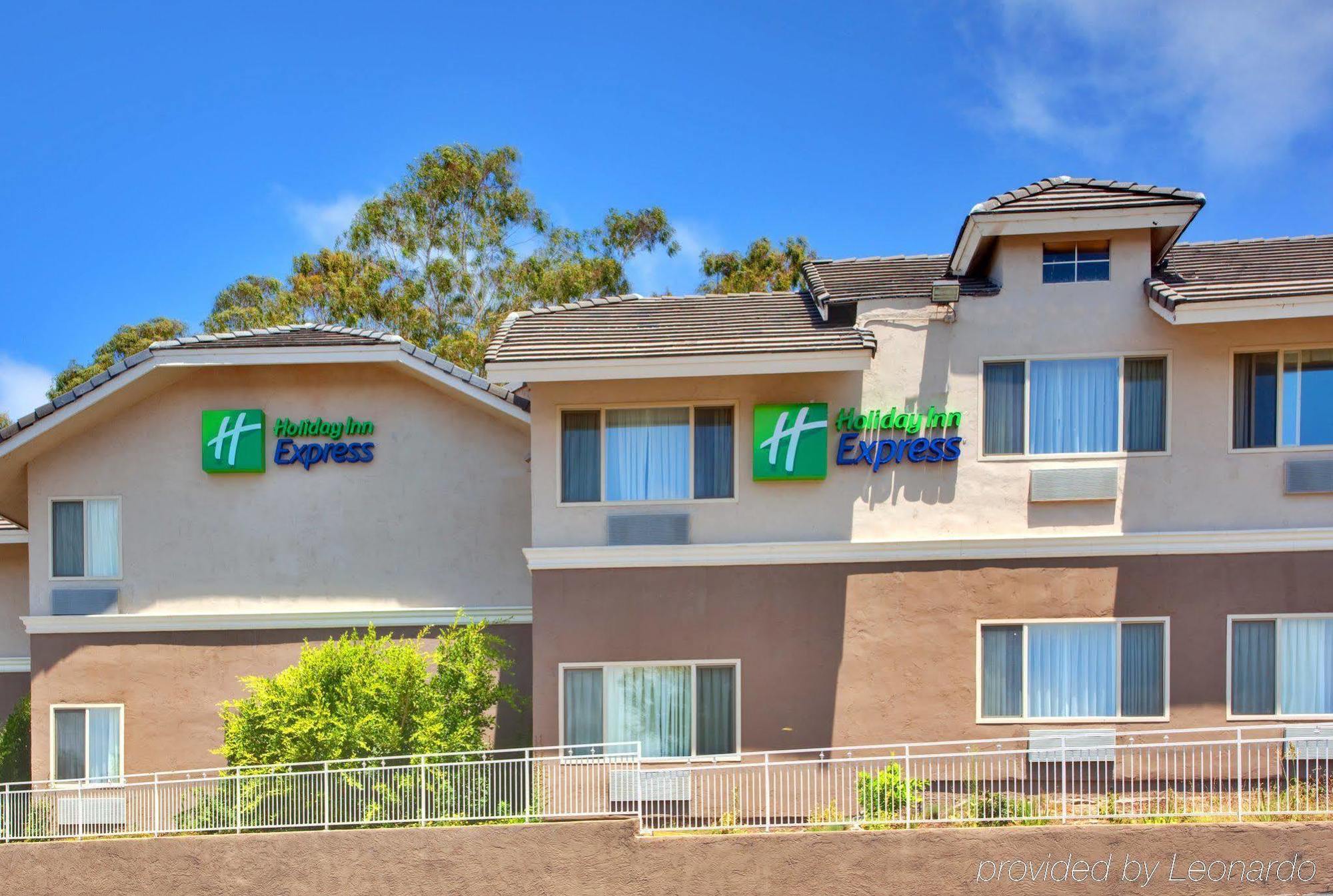 Hampton By Hilton Encinitas-Cardiff Beach Area Hotel Exterior photo