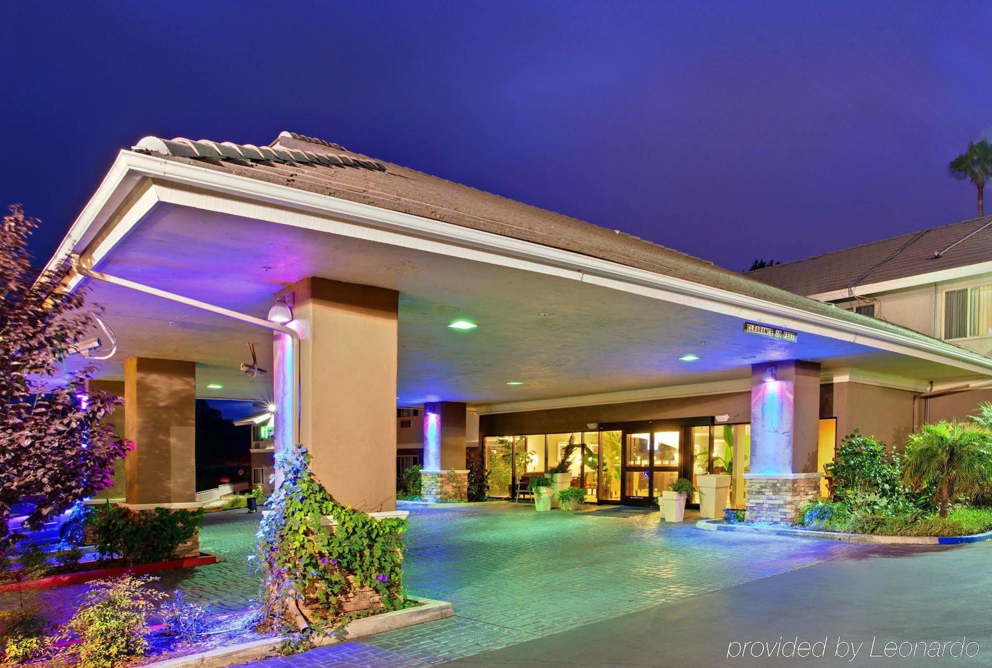 Hampton By Hilton Encinitas-Cardiff Beach Area Hotel Exterior photo