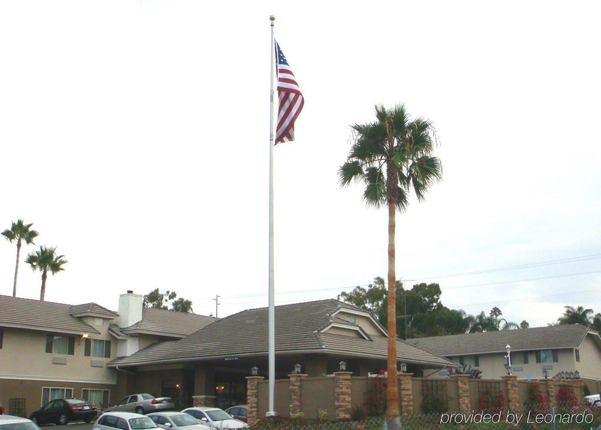 Hampton By Hilton Encinitas-Cardiff Beach Area Hotel Exterior photo